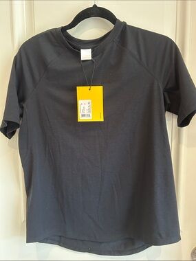 Lole Short Sleeve Crew Tee in Black
